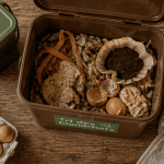 Poubelle marron que mettre dedans épluchures compost